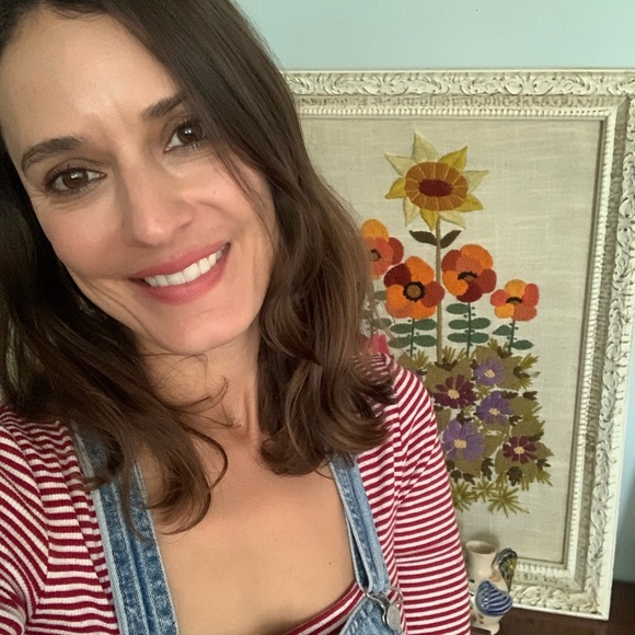 Meet your Posher, Joanne - Picture 2 of 2